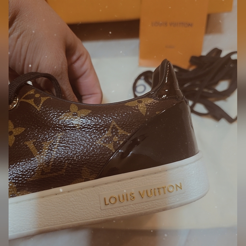 Louis Vuitton Patent Monogram Frontrow Sneakers MS1220 Size 39 Black Brown Gold - Picture 5 of 10